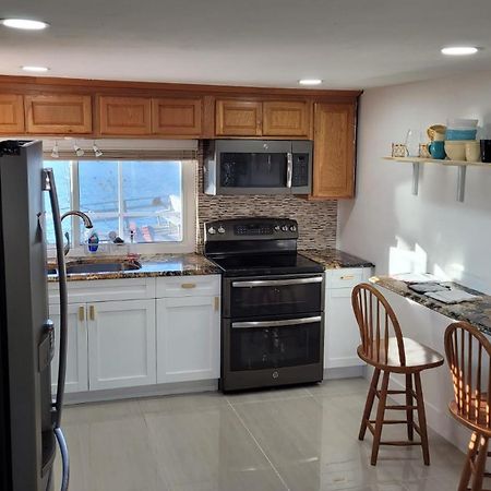 Near Clearwater And Tarpon Spring With Water View Apartment Holiday City Luaran gambar