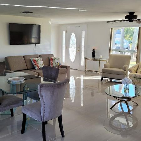 Near Clearwater And Tarpon Spring With Water View Apartment Holiday City Luaran gambar