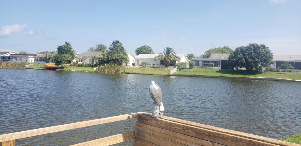 Near Clearwater And Tarpon Spring With Water View Apartment Holiday City Luaran gambar