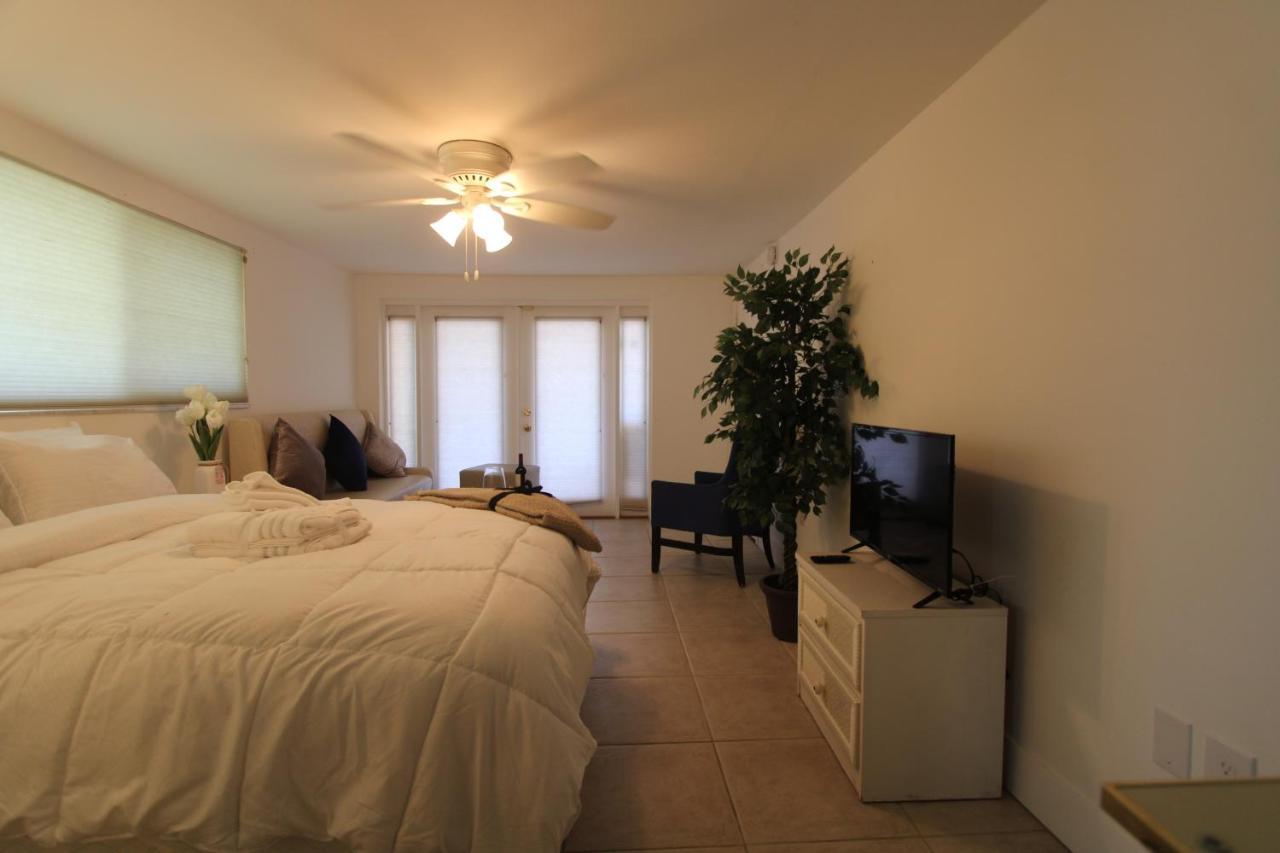 Near Clearwater And Tarpon Spring With Water View Apartment Holiday City Luaran gambar