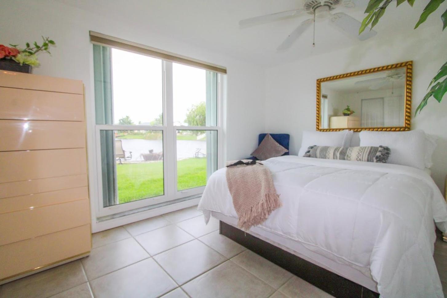 Near Clearwater And Tarpon Spring With Water View Apartment Holiday City Luaran gambar